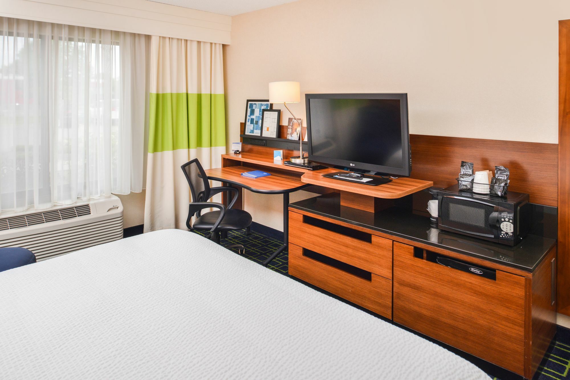 Fairfield Inn Corning Riverside Zewnętrze zdjęcie